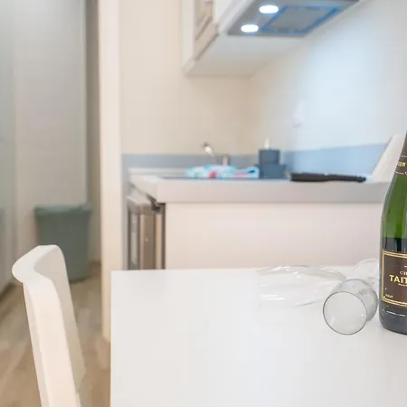 Orlando 85 Complex - Single Bedroom 아데제