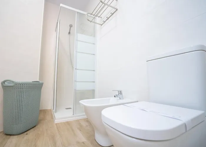 Orlando 85 Complex - Single Bedroom * Адехе